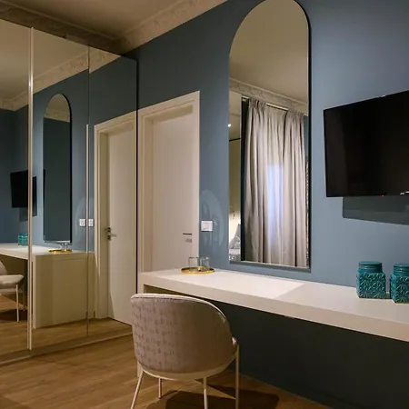 Apartment Blueblood - The *