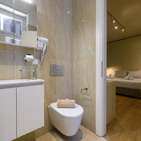 Blueblood - The * Kalamata