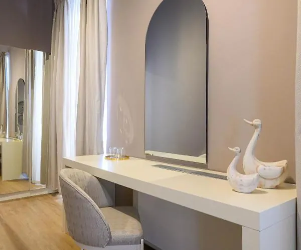 아파트 Blueblood - The *