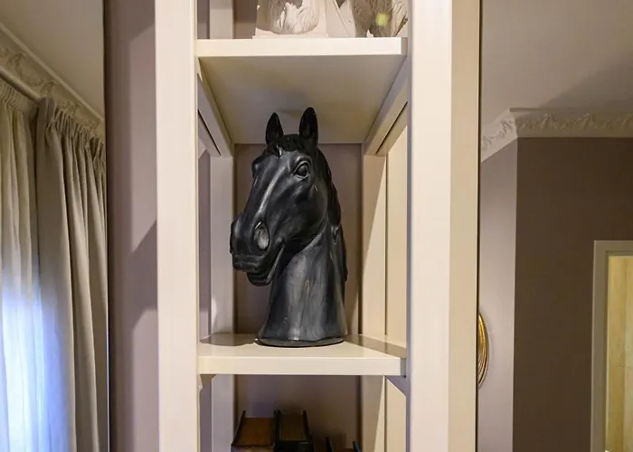 Blueblood - The 아파트