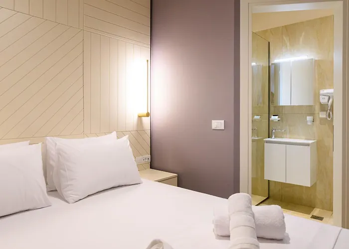 Blueblood - The 아파트 칼라마타