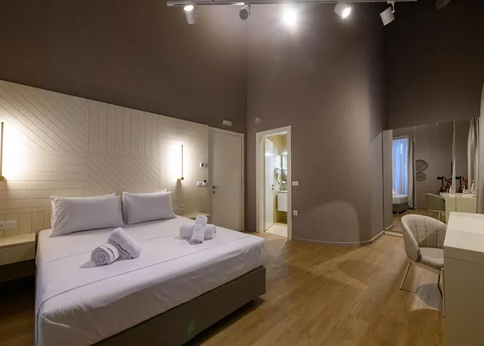 Blueblood - The Διαμέρισμα