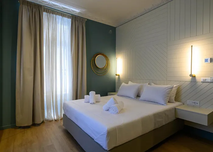 Blueblood - The Διαμέρισμα Καλαμάτα