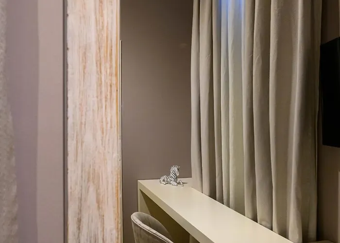 Blueblood - The Apartamento